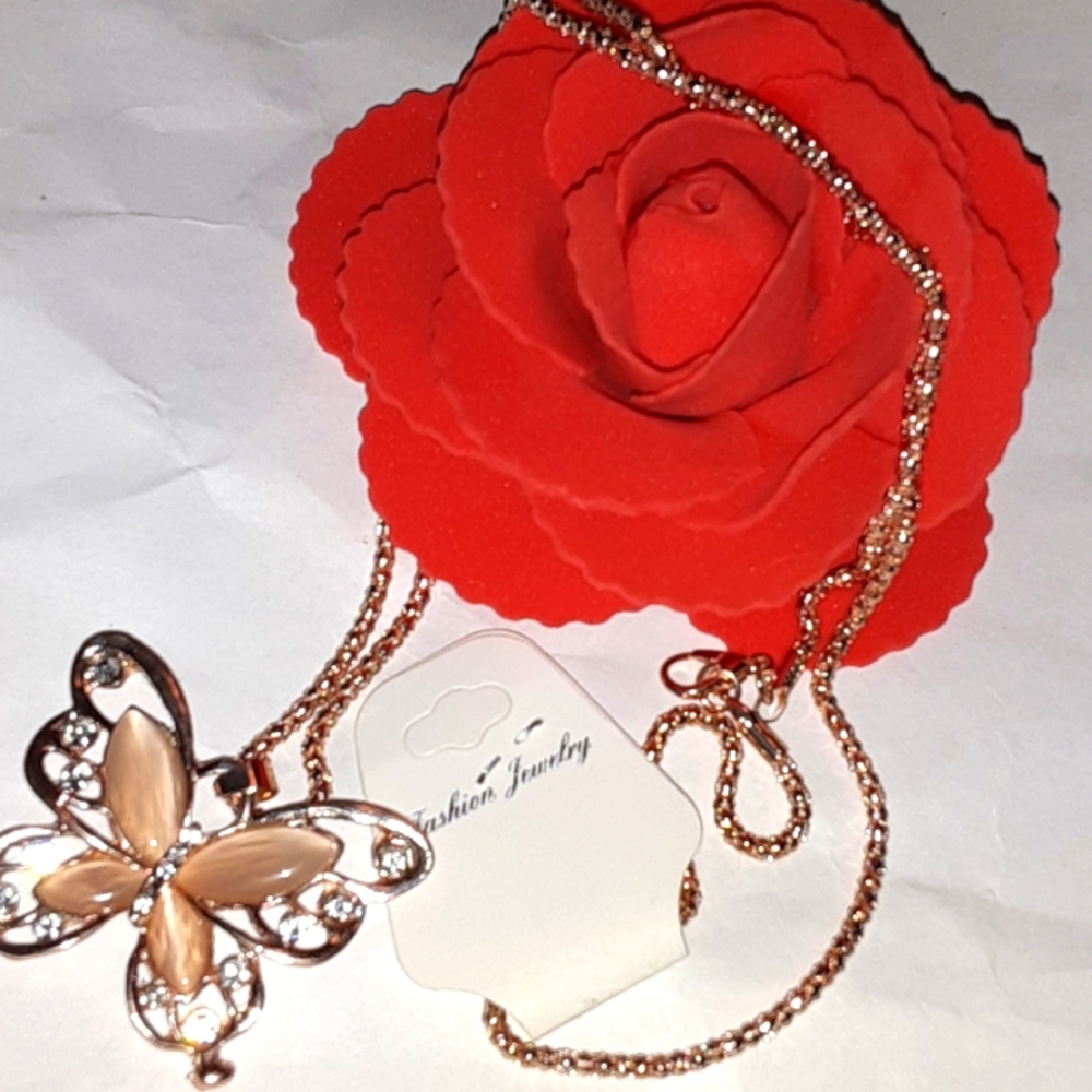 Gold-Tone Pink Floral Pendant Necklace - Fashion Jewelry